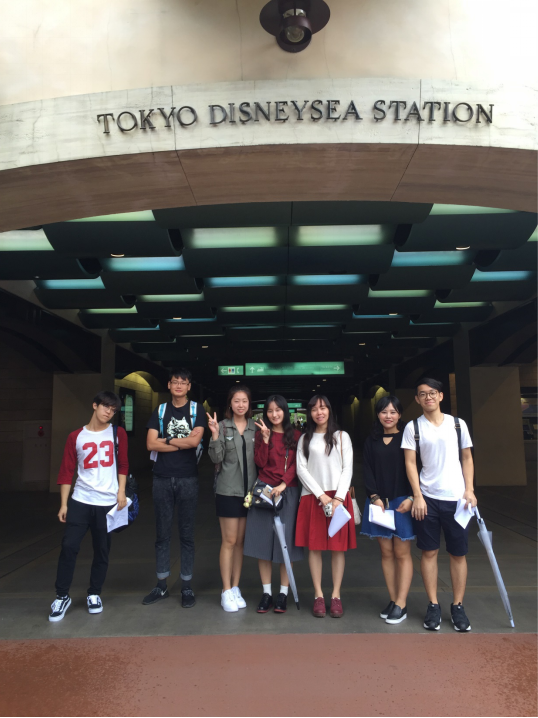 日本中期项目学生迪士尼海洋公园狂欢记